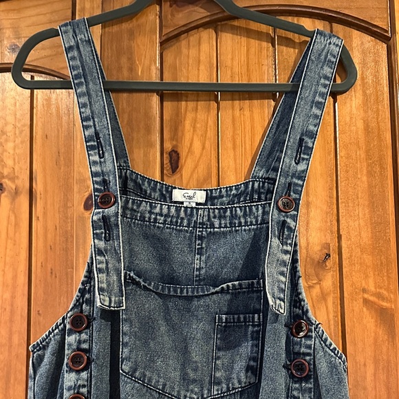 Easel Blue Denim Jumpsuit with buttons size small - Picture 3 of 5
